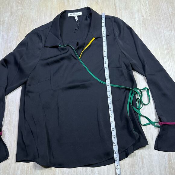 BCBGeneration Wrap Long Sleeve Femme Coquette Color Accent Tie Blouse Large - Picture 11 of 13